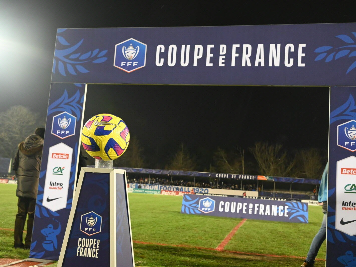 🏆 Coupe de France : la hiérarchie respectée, des cartons et quelques frissons